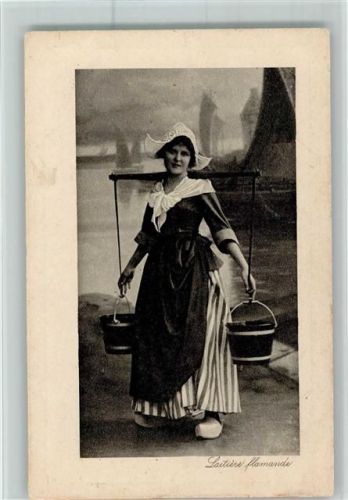 1917 Laitiere flamande - Holzschuhe -