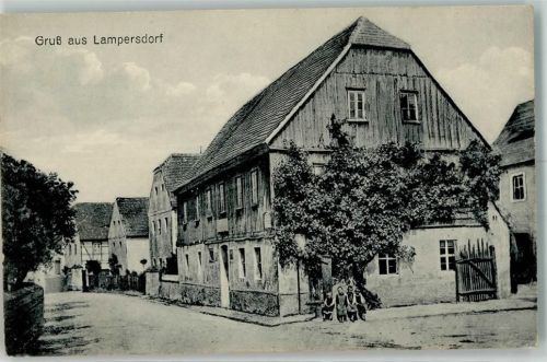 04779 O7261 Lampersdorf b Oschatz - Brunnen Kindergruppe Dorfstraße