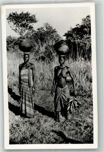 1955 Teilnehmer an der Ruwenzori Erxpedition - Frauen tragen Wasserbehälter auf dem Kopf Volkstypen