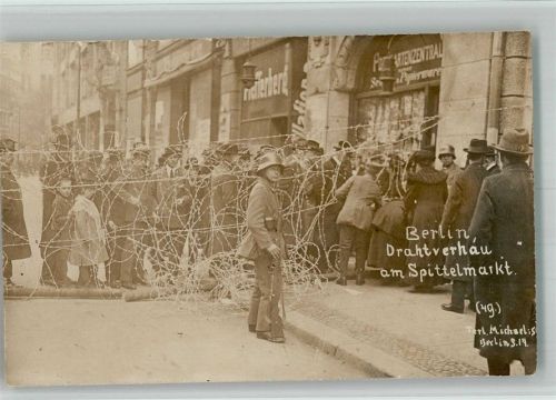 10115 W1000 Berlin Mitte 1918 BOAKC Drahtverhau am Spittelmarkt Weimarer Republik