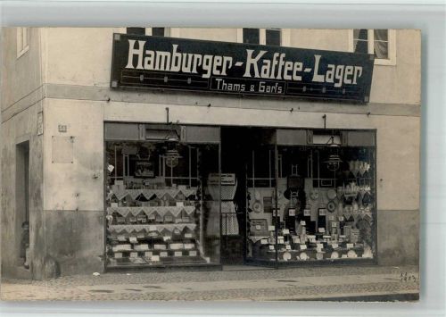 Lübben 1913 Foto AK Wohn- und Geschäftshaus Hamburger-Kaffeelager Thams & Garfs Ort lt. Stempel