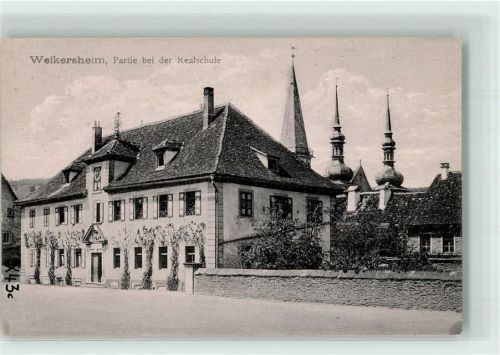 Weikersheim Realschule und Türme der Stadtkirche Fotograf Kolb