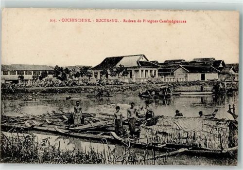 Cochinchine Soc Trang Radeau de Pirogues Cambodgiennes