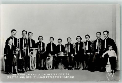 Riga the Rainbow Family Orchestra Musikinstrumente