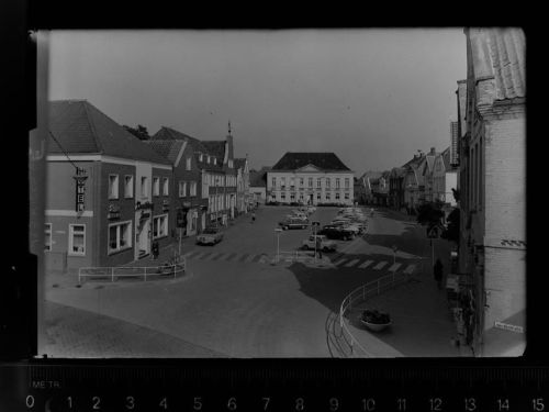 Esens Marktplatz m. Rathaus