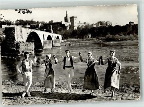 Avignon 1986 Tracht Pont St.Benezet