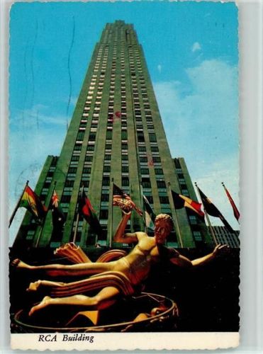 New York City Rockefeller Center mit goldener Statue