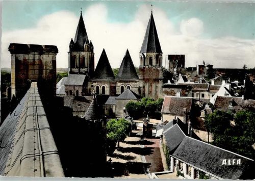 Loches La Collegiale