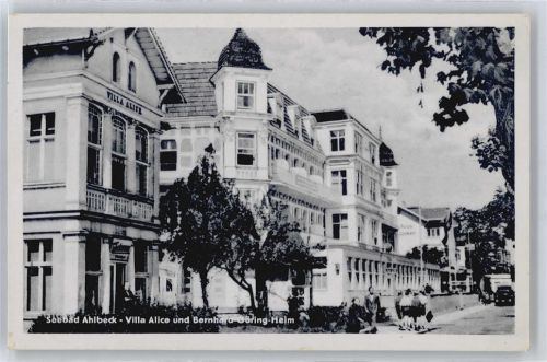 Ahlbeck Villa Auto Fußgänger Baum
