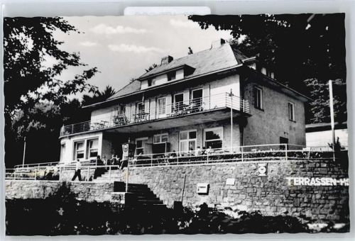Edersee Hotel Restaurant Cafe Sinning Treppe Baum Balkon