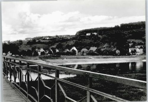 Kirchohsen Fluss Brücke Haus Baum