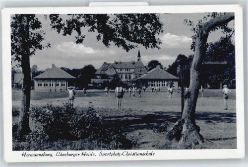 Hermannsburg Sportplatz, Schule
