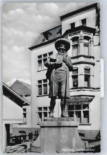 Herford Statue: Mann mit Pfeife