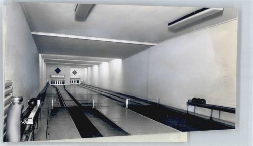 Neubrück Foto mit Negativ, Gasthaus Zum grünen Jäger, Kegelbahn