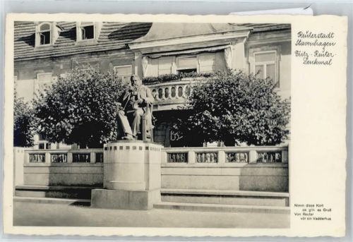 Stavenhagen Fritz-Reuter-Denkmal