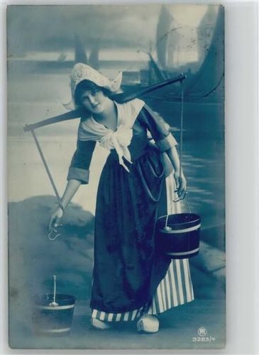 1912 Foto AK No 3285/4 Hollandmädchen Holzschuhe