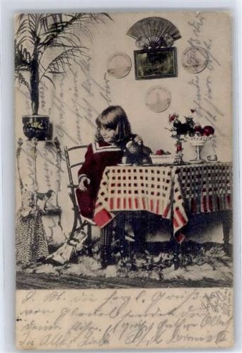 Spielzeug , Puppe