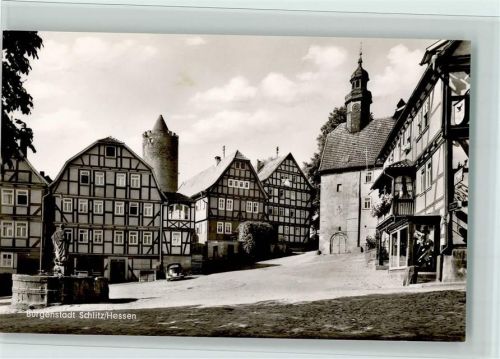 Schlitz Marktplatz Fachwerkhäuser Brunnen