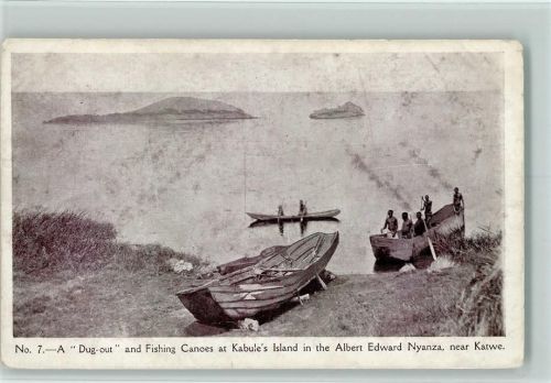 Katwe Fischer-Kanus bei Kabule Island im Edward-See