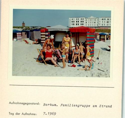 Borkum Familiengruppe am Strand Foto montiert auf Karton