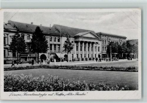 Dessau Kavalierstraße mit Kaffee Altes Theater