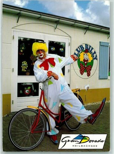Gunderath Gran Dorado Bungalow-Park Heilbachsee GmbH Clown mit Fahrrad