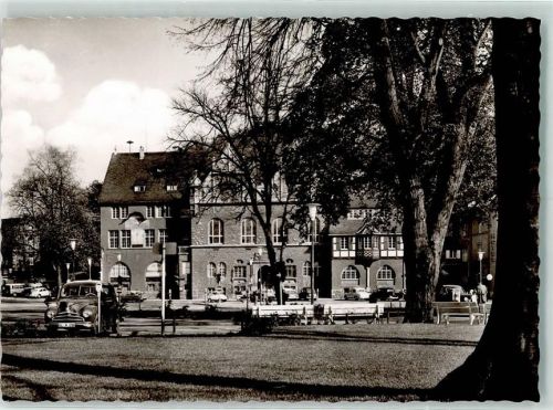 Bergisch Gladbach Blick auf Rathaus und Marktplatz Rückseite mit Abschürfungen bzw Kleberesten