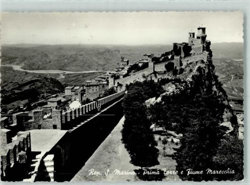 San Marino Prima Torre e Fiume Marecchia Der Erste Turm
