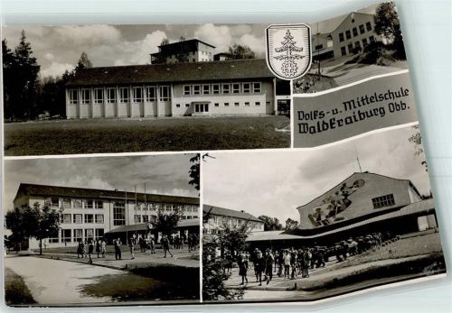 Waldkraiburg Volks- und Mittelschule Pausenhof Scan verzogen
