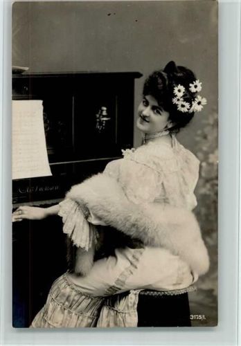 1907 Glamour Frau am Klavier - Serie 3175-1 gute Erhaltung AK