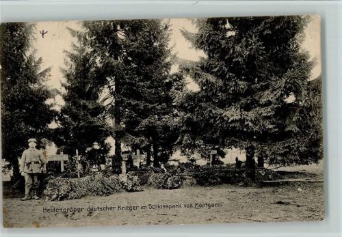 Heldengräber deutscher Krieger im Schlosspark AK