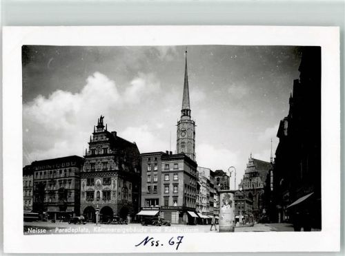 Neisse Paradeplatz mit Kämmereigebäude und Rathausturm Litfaßsäule