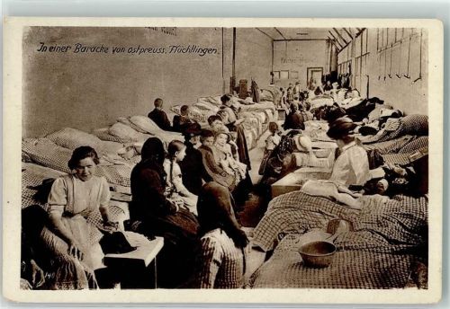 in einer Baracke v. ostpreuss. Flüchtlingen