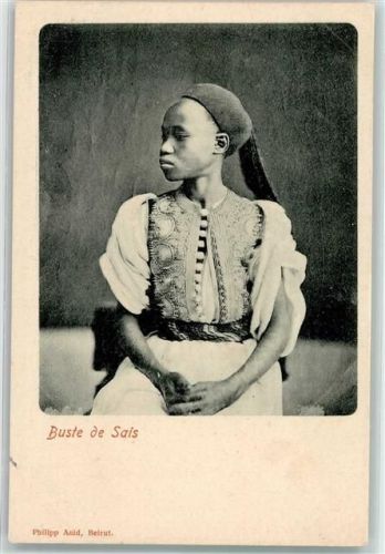 1900 Buste de Sais in Landestracht