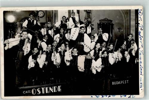 Budapest 1937 Cafe Ostende Musikgruppe Tracht Volksmusik