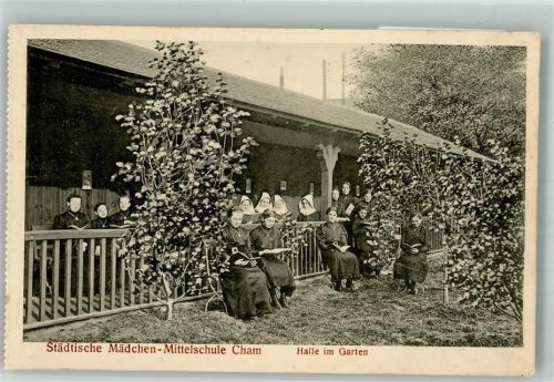 Cham Städtische Mädchen Mittelschule halle im Garten