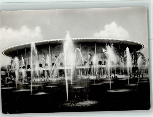 Nr. 9223 Exposition 1958 - Pavillon der USA mit Springbrunnen AK