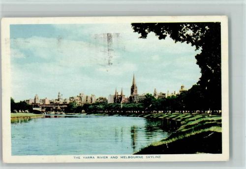 Melbourne The Yarra River and Melbourne Skyline