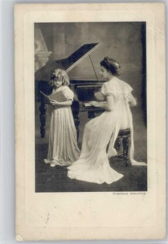 1913 Glamour Frau mit tochter am Klavier - Noten lesen