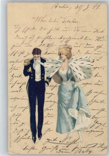 Glamour Frau mit Pelzstola bekommt einen Handkuss - Soldatenliebe Uniform 1899