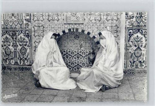 Algerien - verschleierte Frauen - Interieur Mauresque