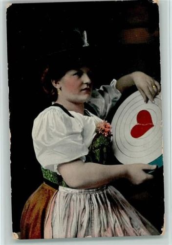 Trachtenmädel mit einer Zielscheibe Serie 538 - 1907 AK