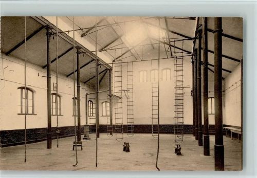 Namen - Kadettenschule , Turnhalle - Belgien