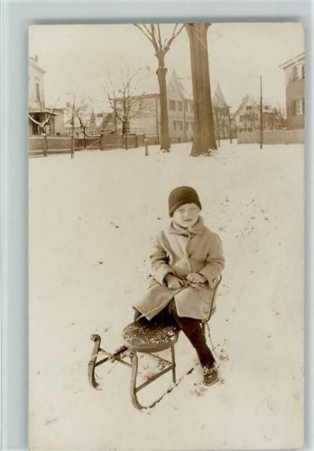 Foto AK Mädchen mit ihrem Schlitten Foto 1926 AK