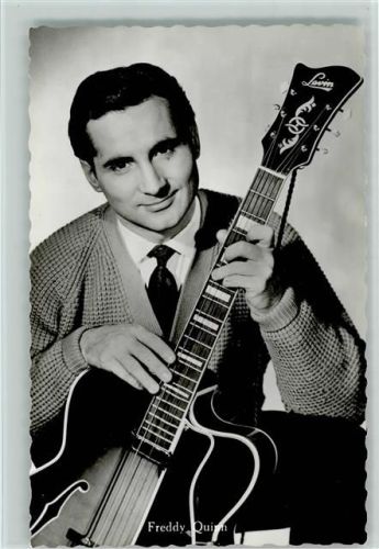 Freddy Quinn mit Gitarre Foto AK