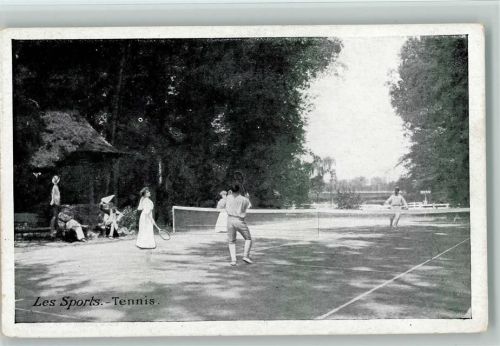 Spieler auf dem Tennisplatz ca 1920 AK