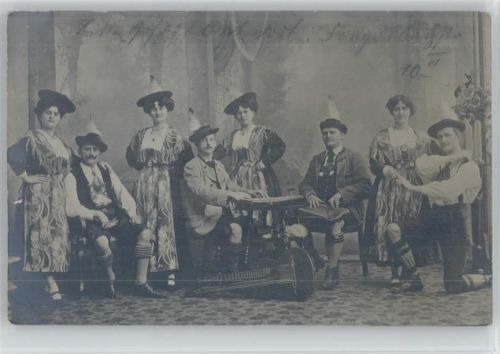 Musikgruppe Trachten