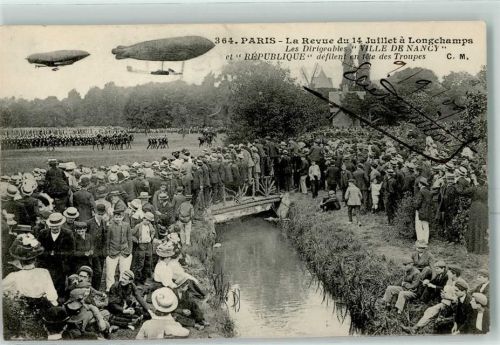 Paris Luftschiffe Zepplin AK