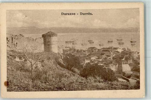 Durres Schiffe