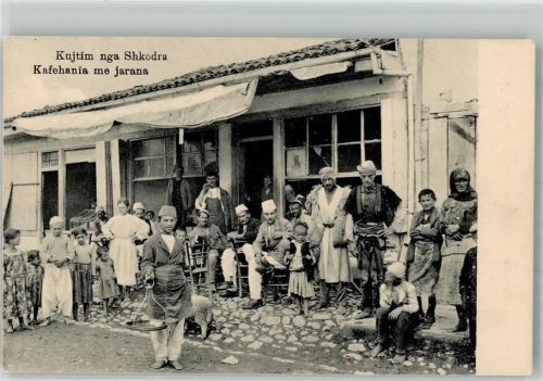 Shkodra Cafe Tracht